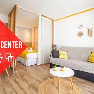 Appartamento Cocoon Center - Rue D'antibes - 200m Plage- Clim - Wifi - Unique, Cannes