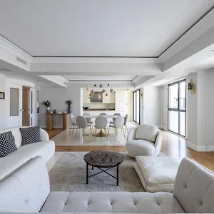 Carlton Riviera - Apartment