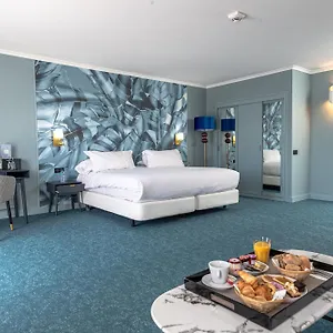 4* Hotell Juliana