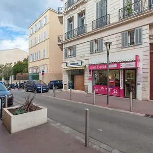 Mouette Apartment