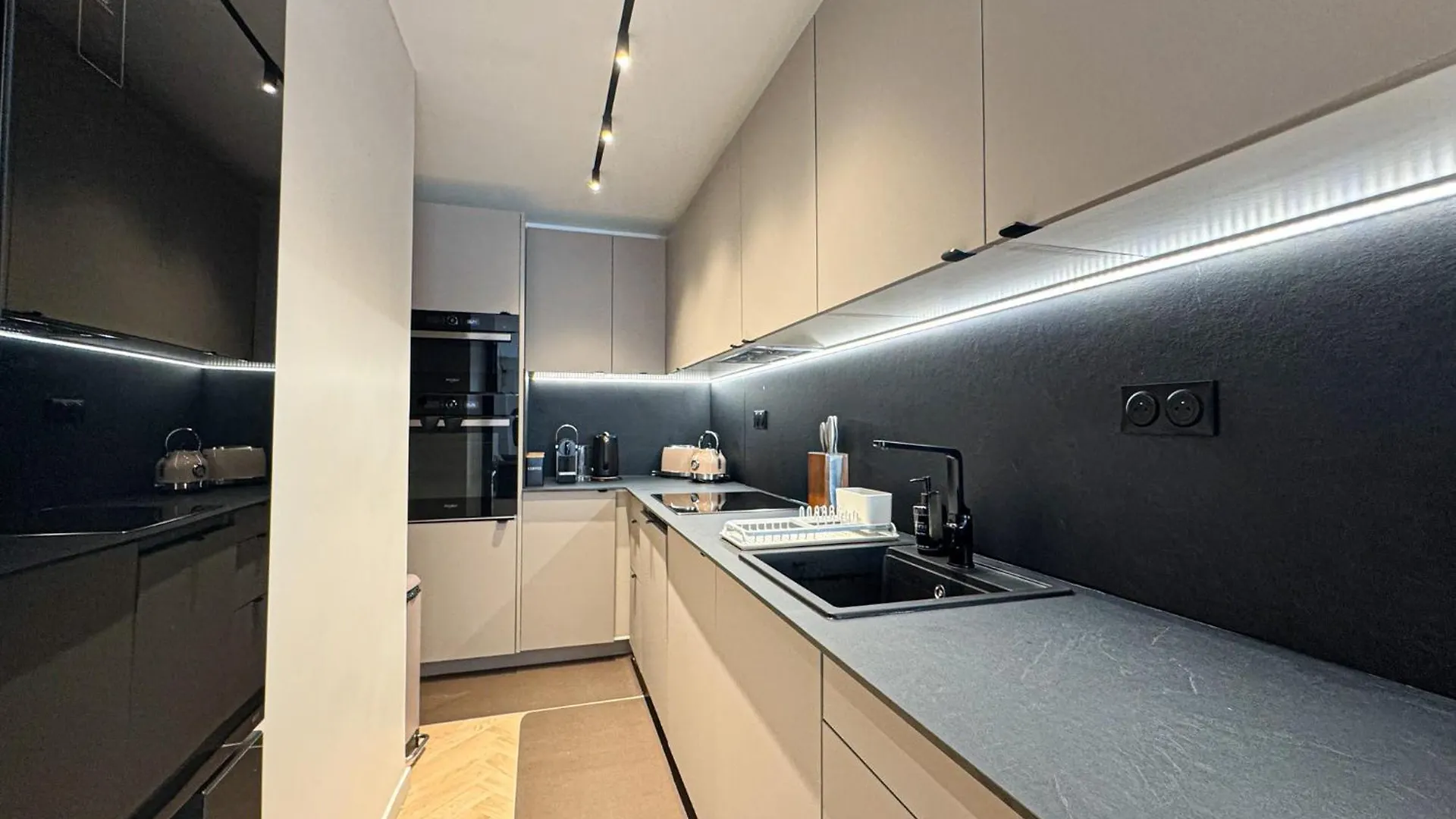 Apartment Duboy D Angers Marriott Cannes